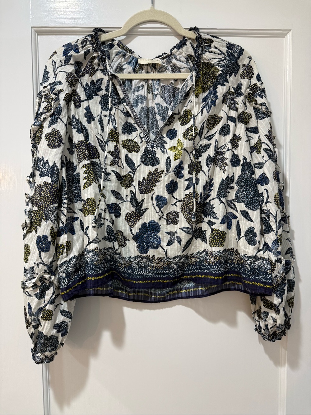 Ulla Johnson Azrou Floral Ruffle Split Neck
Peasant Top Sz 0 but fits up to Sz 6 - Picture 7 of 11